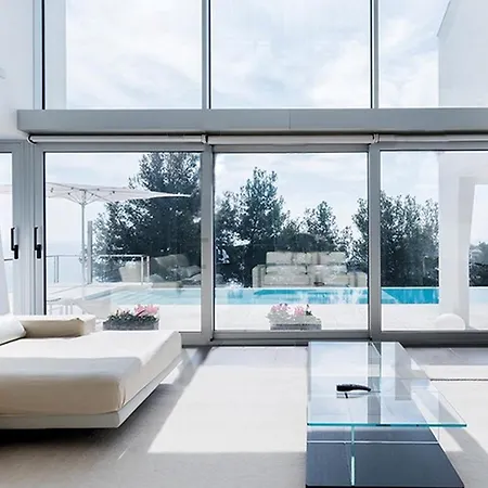 Casa Moderna Con Vista Al Mar Blanes